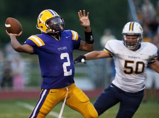 Saline Football Wins 49 14 Over Ypsilanti And More Friday Football
