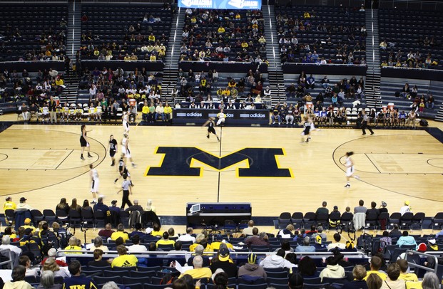 Michigan Women S Basketball Completes Day Of Blowouts At Crisler Arena