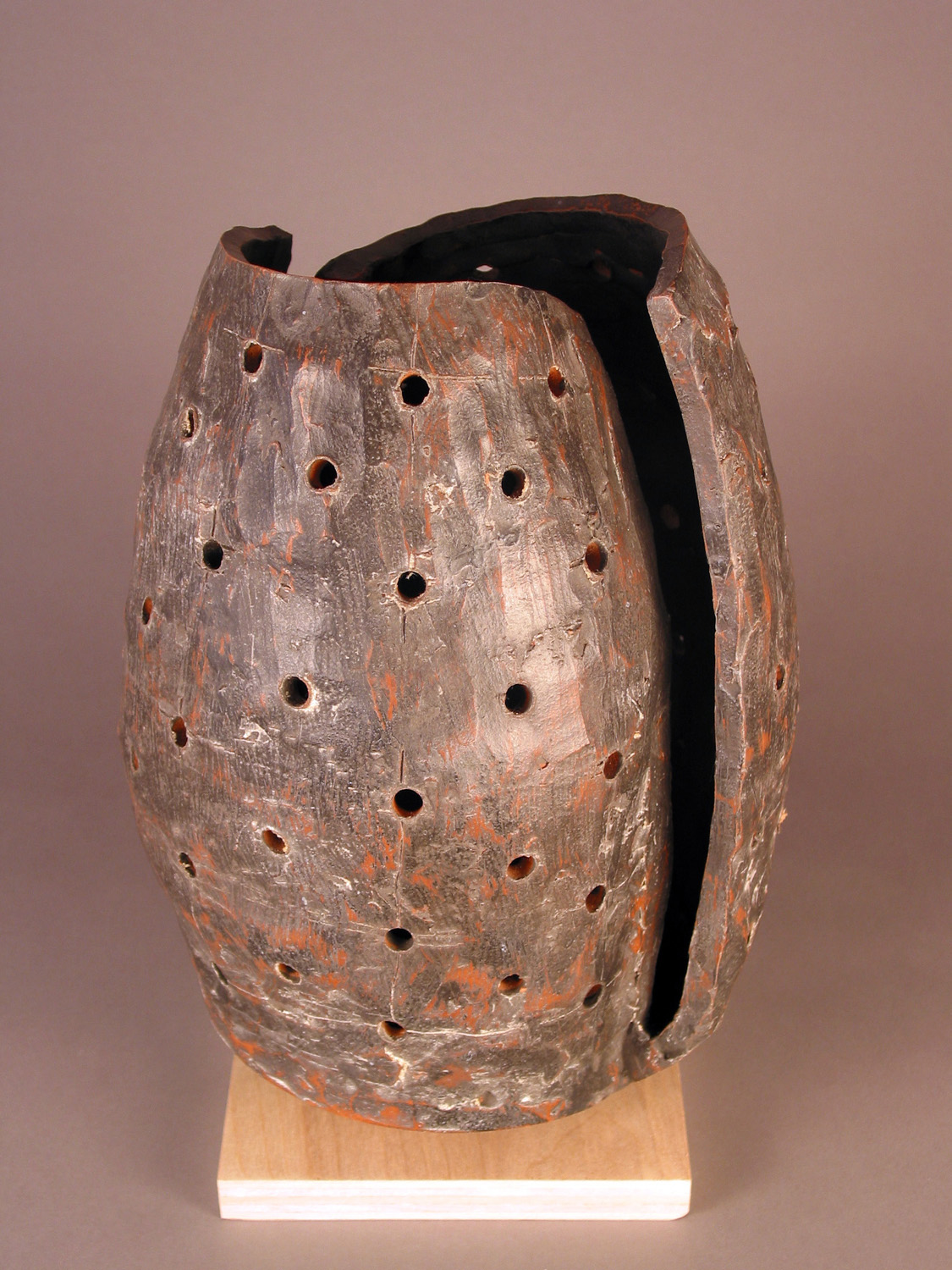 Vessel by Francesc Burgos

