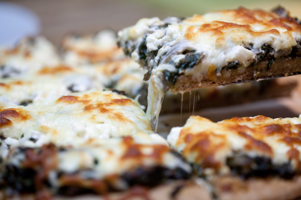 spinach_pizza.jpg