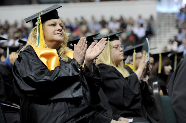 WCC Commencement Ceremony Celebrates More Than 3 000 Graduates