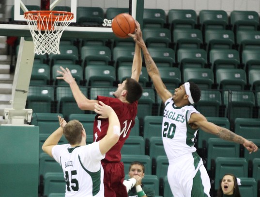 Images from the Eastern Michigan basketball team's win over Rochester ...